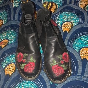 Dr Martens 2976 Vonda Chelsea Boots